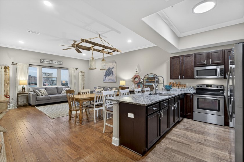 THE BEST OF THE BEST IN ALERIO and PRICED JUST RIGHT! This three - photo 20