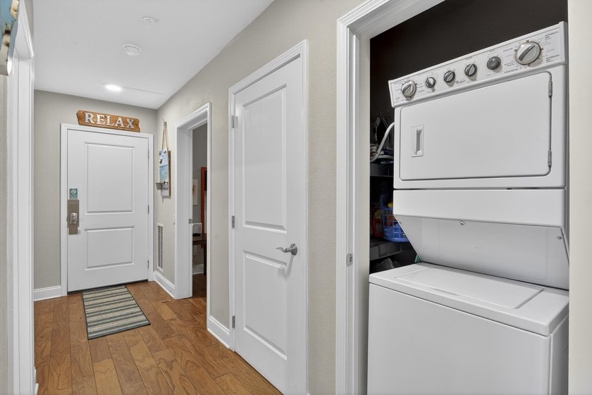 THE BEST OF THE BEST IN ALERIO and PRICED JUST RIGHT! This three - photo 35