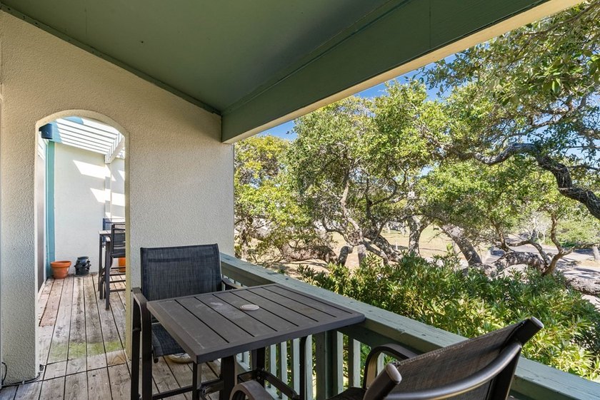 Beautifully Updated Waterfront Condominium in Rockport Racquet &amp; - photo 7
