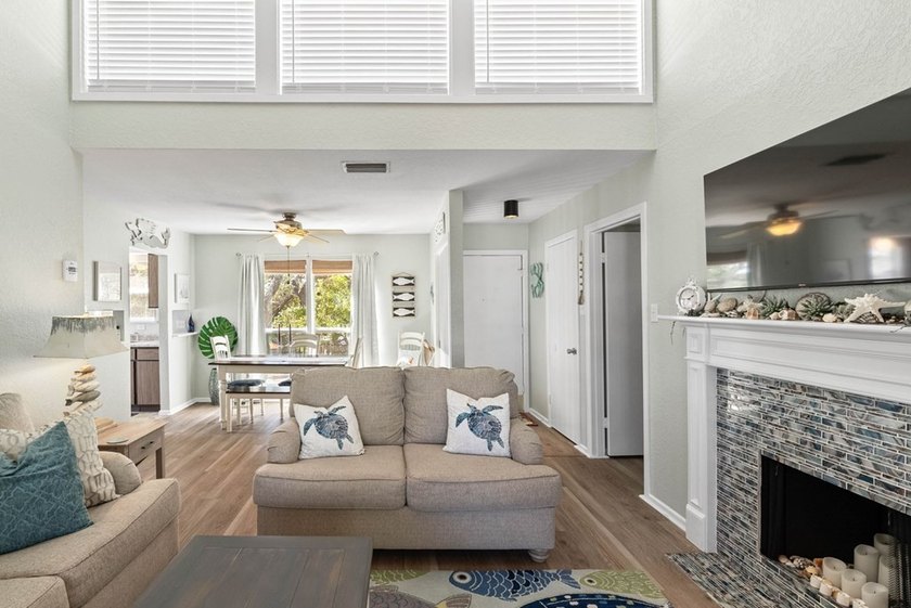 Beautifully Updated Waterfront Condominium in Rockport Racquet &amp; - photo 9