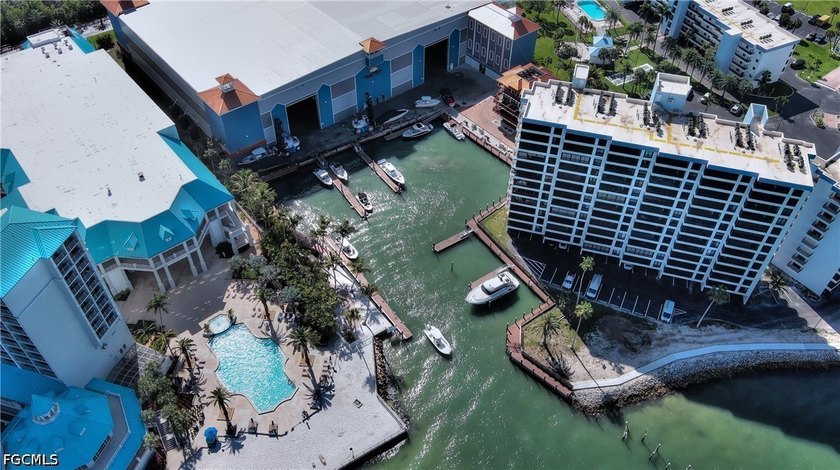 Sanibel Harbour Yacht Club is one of the most sought after Yacht - photo 12