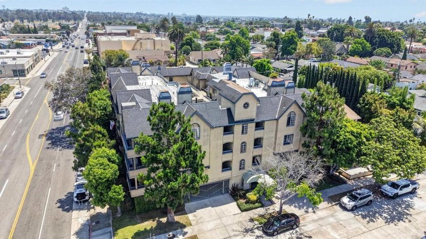 Great opportunity to own in the highly sought-after Belmont - photo 25