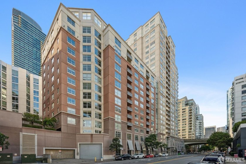 Incredible value awaits in this beautifully designed east-facing - photo 36