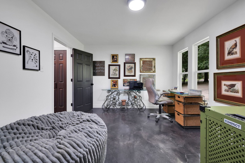 Updated Waterfront Dream Home in Gated Community - photo 18