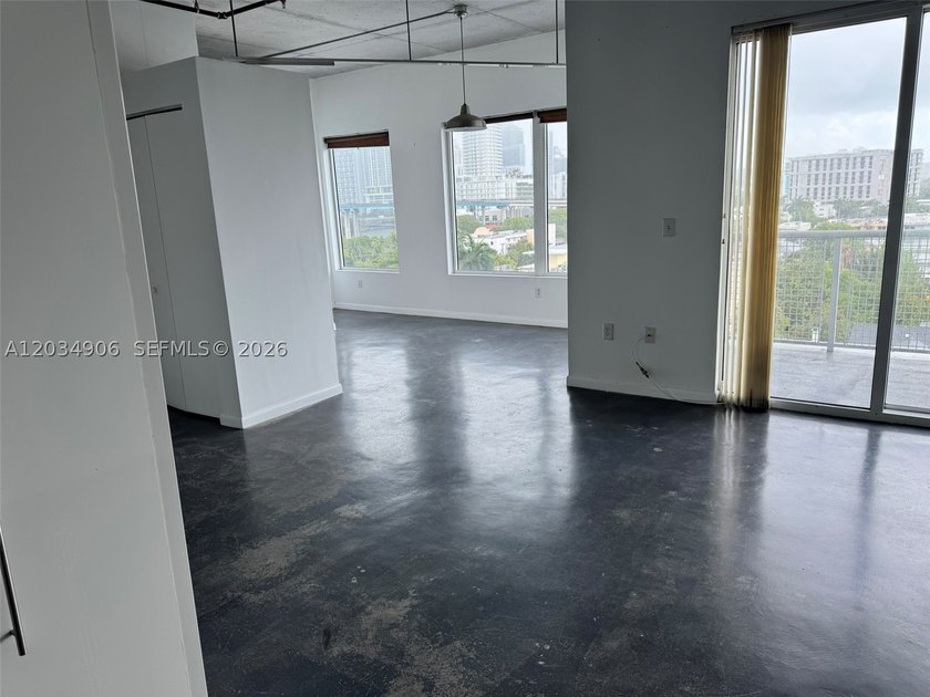 **ONLY FOR INVESTORS-UNIT IS RENTED**LENDER-APPROVED1BD/1BA loft - photo 11