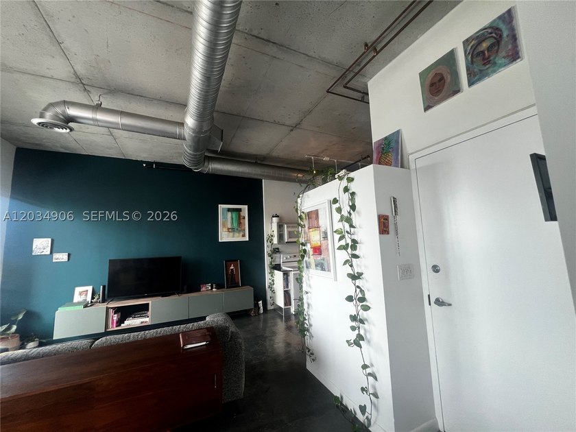 **ONLY FOR INVESTORS-UNIT IS RENTED**LENDER-APPROVED1BD/1BA loft - photo 18