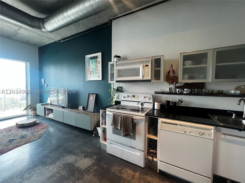 **ONLY FOR INVESTORS-UNIT IS RENTED**LENDER-APPROVED1BD/1BA loft - photo 19