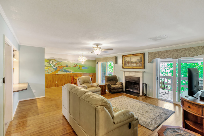 Lakefront Condo SOLD - photo 4
