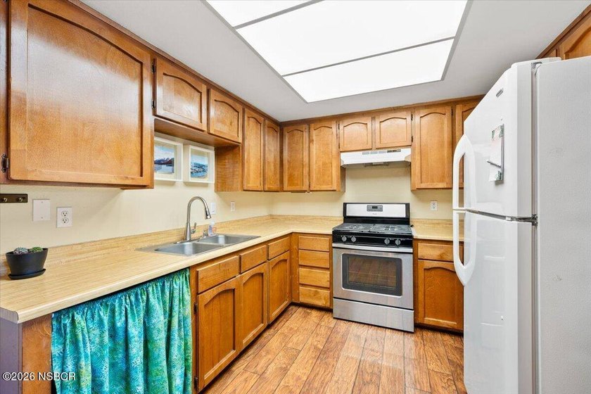 Discover comfortable living and excellent potential in the - photo 13