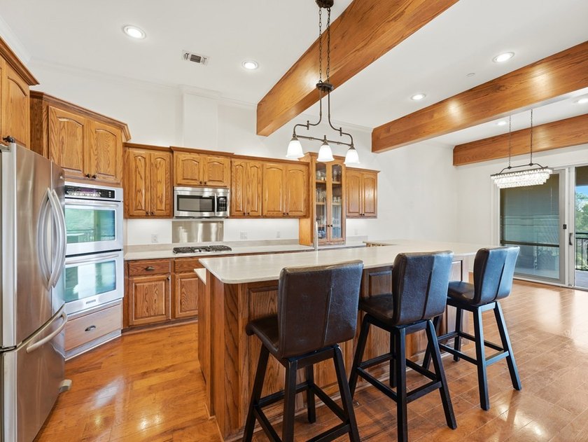 Enjoy upscale condominium living along the beautiful Guadalupe - photo 15