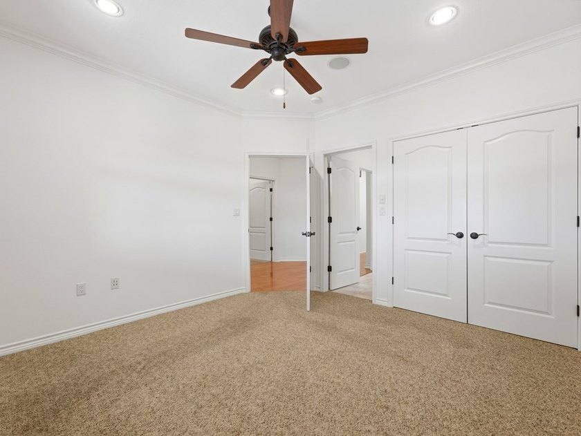 Enjoy upscale condominium living along the beautiful Guadalupe - photo 26