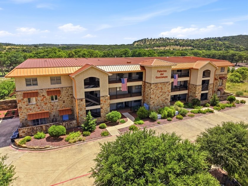 Enjoy upscale condominium living along the beautiful Guadalupe - photo 48