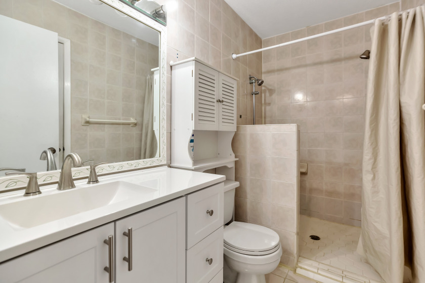 Lakefront Condo SOLD - photo 21