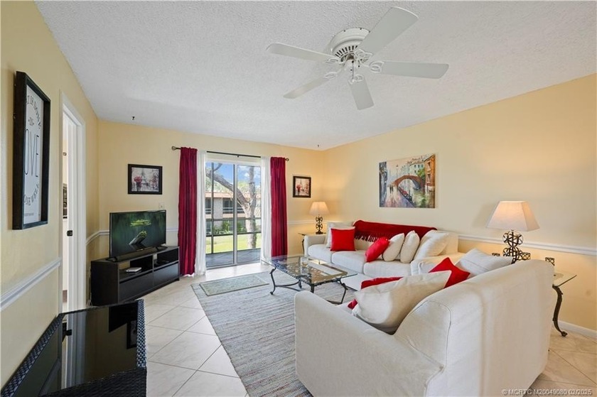 Peaceful &amp; relaxing Golf &amp; Water views from this 2nd floor - photo 4