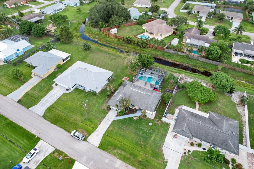 Welcome to this charming 2-bedroom, 2-bath pool home in the - photo 35