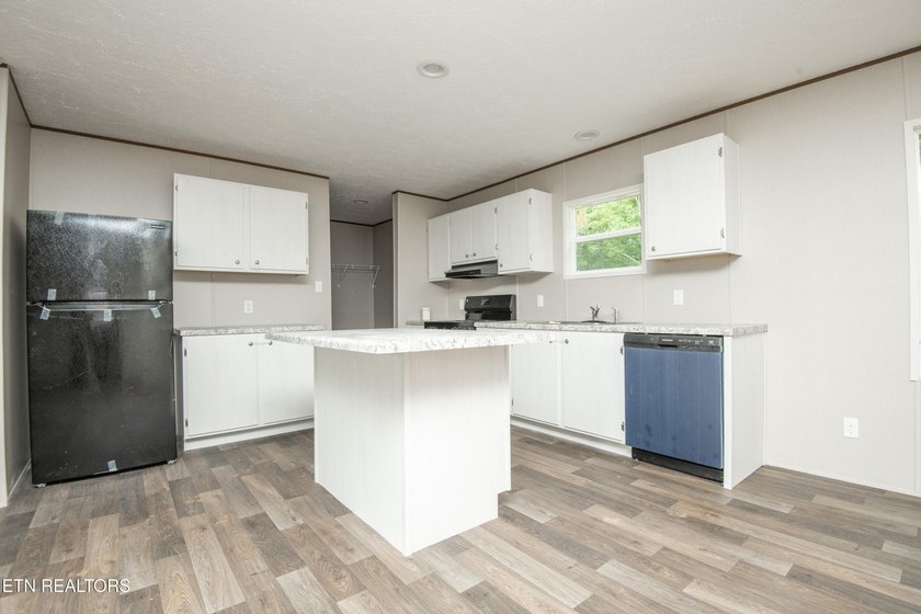 Brand-New Lake Living Awaits! Experience the perfect blend of - photo 9