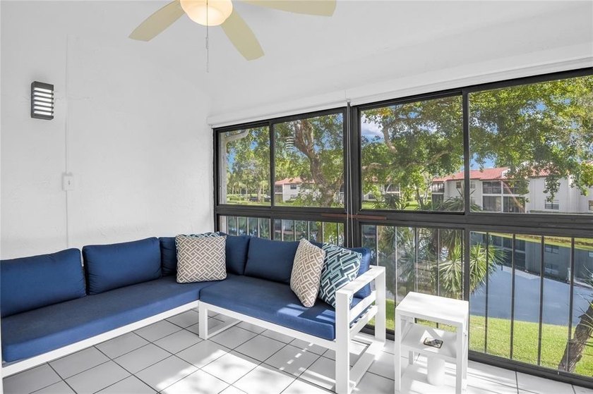 FURNISHED LAKEFRONT CORNER UNIT CONDO in the desirable Cypresses - photo 37