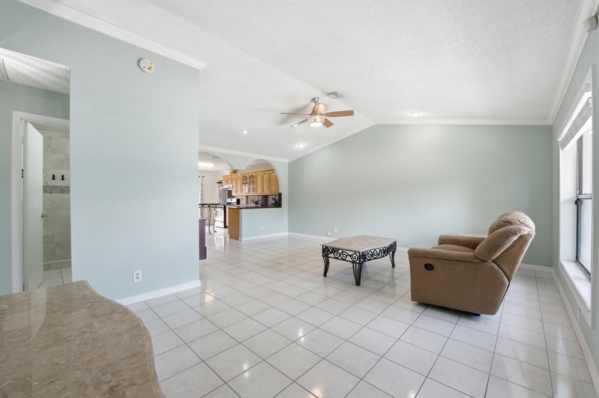 Move right into this beautifully updated 3-bedroom, 2-bath home - photo 2