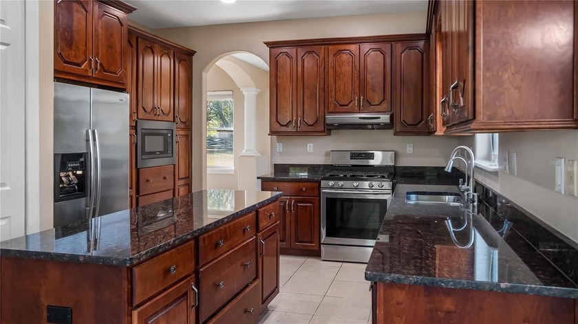 Under contract-accepting backup offers. Custom Home on 3 Acres - photo 20