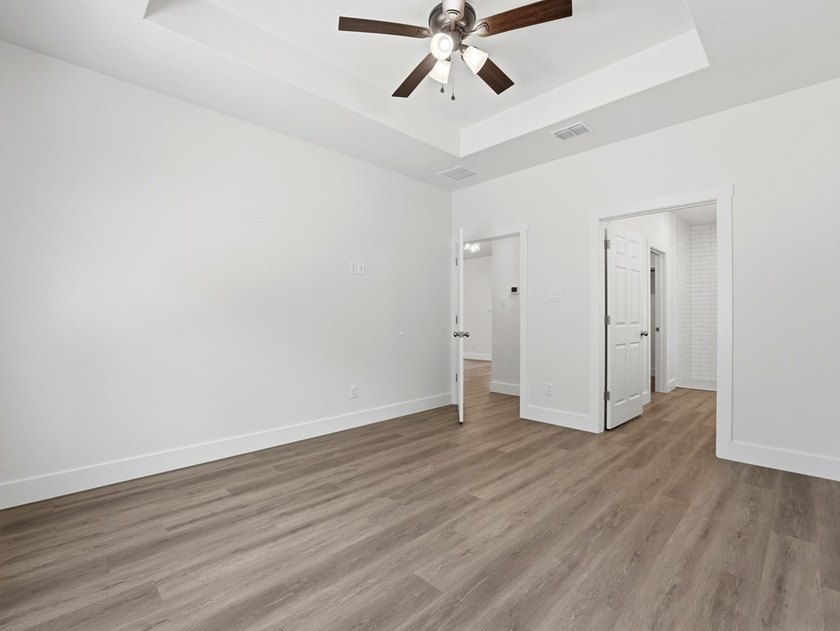Experience the perfect combination of modern design and Hill - photo 23