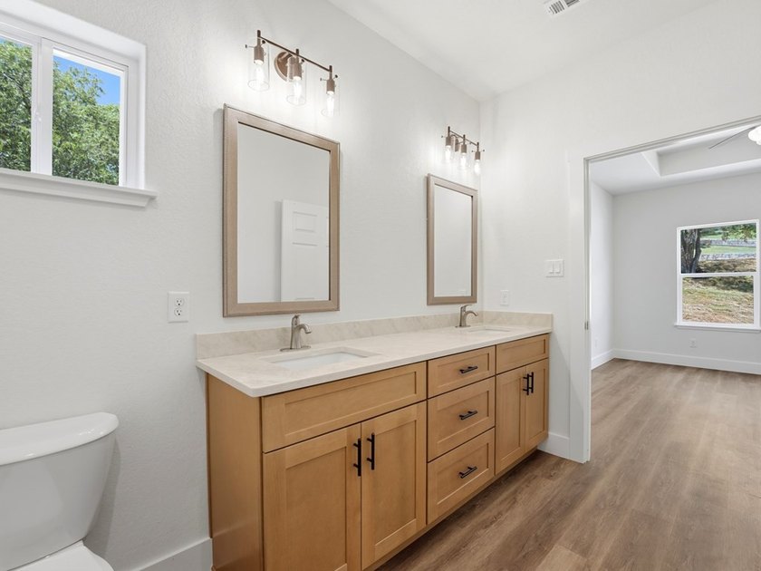 Experience the perfect combination of modern design and Hill - photo 28