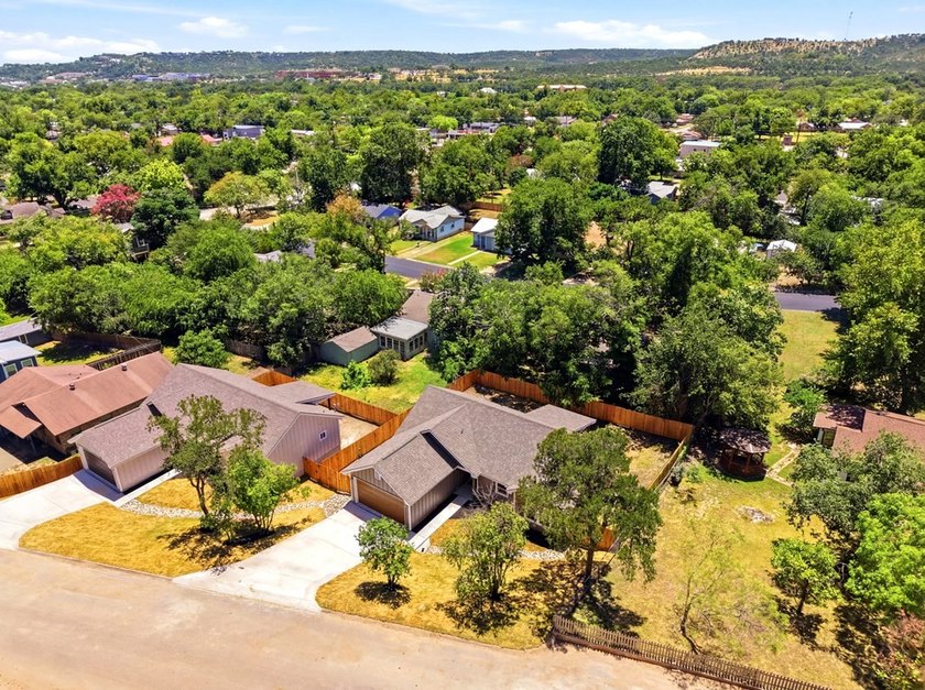 Experience the perfect combination of modern design and Hill - photo 47
