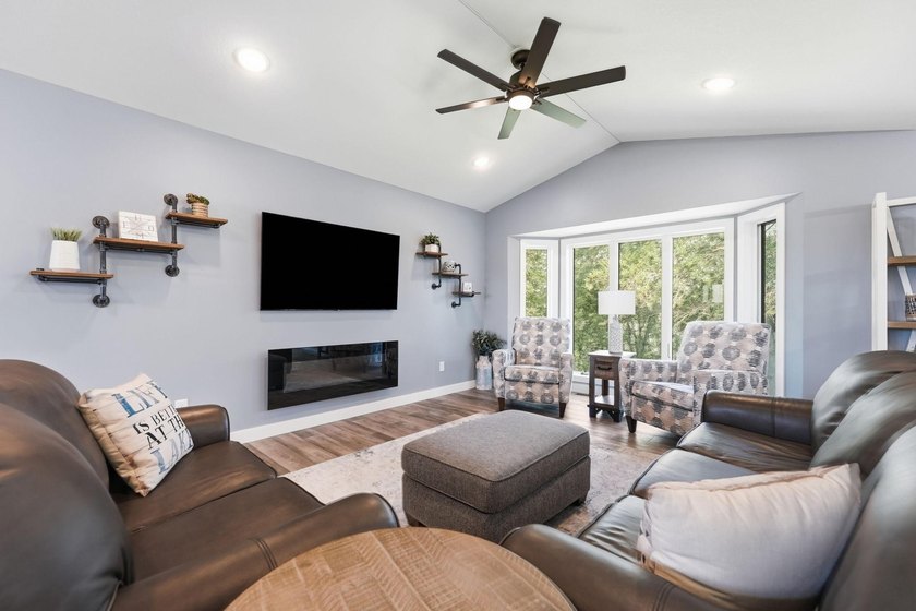 Wake up to breathtaking views of highly sought-after Long Lake! - photo 46
