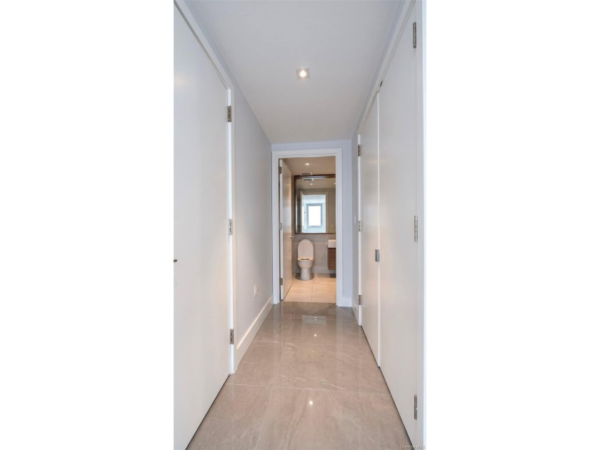 Designed by ODA New York, 251 1st Street offers precise layout - photo 11