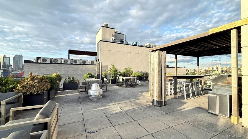 Designed by ODA New York, 251 1st Street offers precise layout - photo 14
