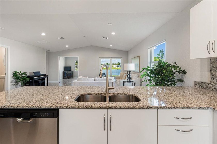 Spanish Lakes Riverfront offers the perfect blend of lifestyle - photo 17