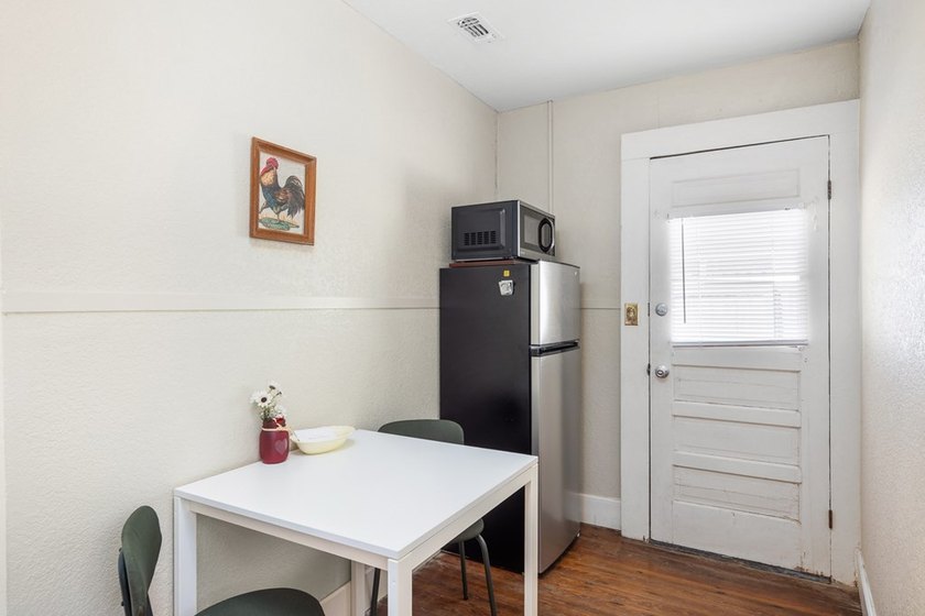 Unique investment opportunity or multi-generational living! This - photo 30