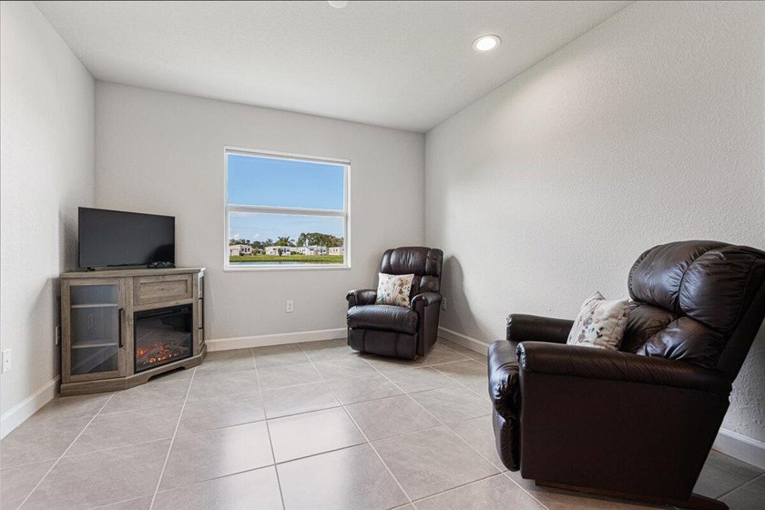 Spanish Lakes Riverfront offers the perfect blend of lifestyle - photo 34