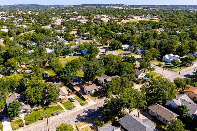 Unique investment opportunity or multi-generational living! This - photo 49