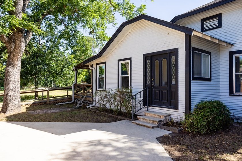 Unique investment opportunity or multi-generational living! This - photo 50