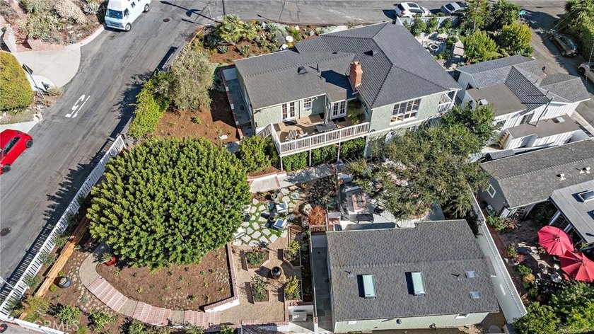 Nestled in one of Laguna Beach's most sought-after neighborhoods - photo 3