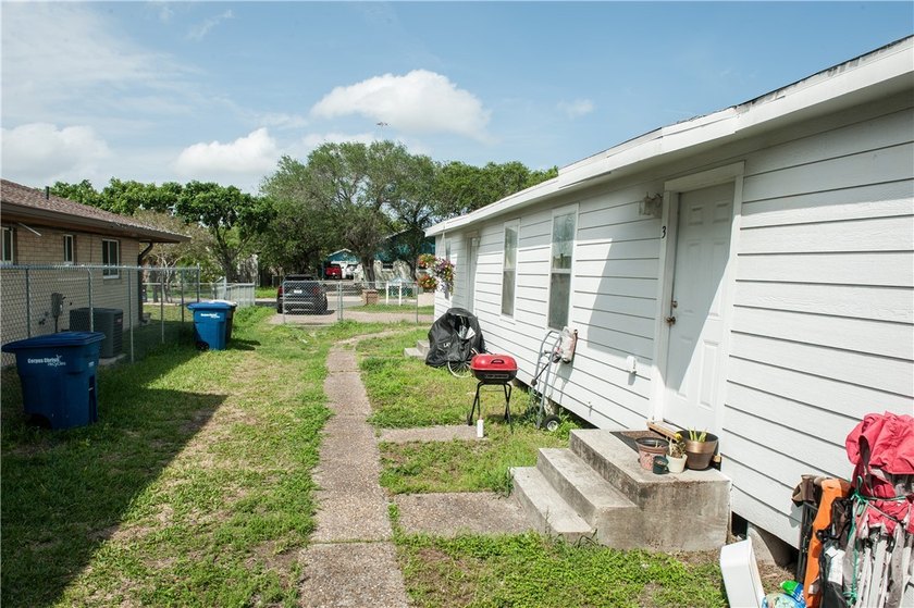 **Investor Opportunity - Fully Occupied Triplex with Expansion - photo 22