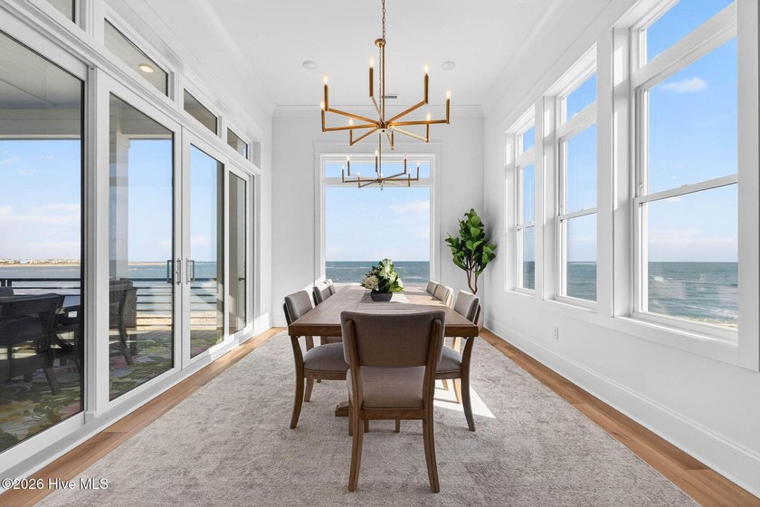 Welcome to 47 Grand View Drive in the exclusive gated community - photo 21