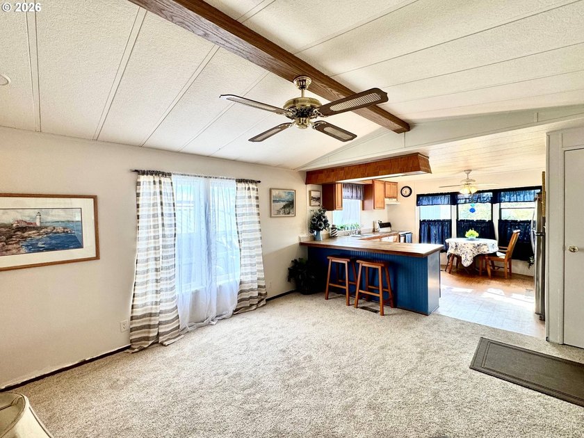 In a small, attractive 55+ park NEAR BEACHES and the harbor - photo 5