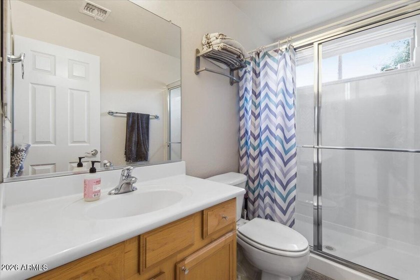 GREAT LOCATION + LARGE GOLF COURSE LOT! Situated on the 4th - photo 29