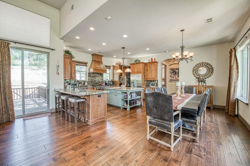 Nestled in the prestigious Bretz Mountain community, this - photo 9