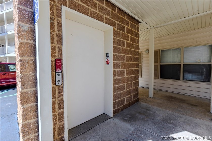 If you are looking for a SMALL and quiet condo complex that - photo 21