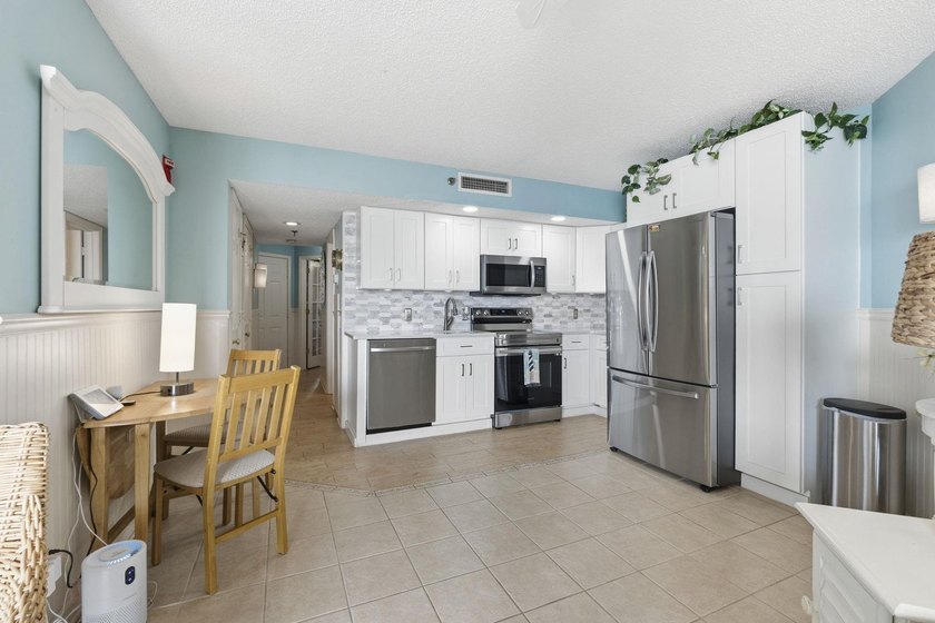 **Must-See Ocean View Condo!** Beautifully decorated 1-bedroom - photo 11