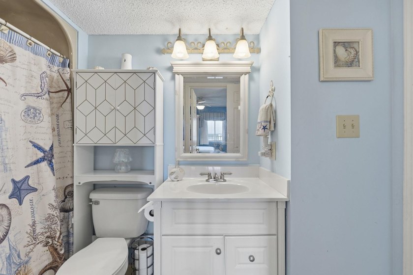 **Must-See Ocean View Condo!** Beautifully decorated 1-bedroom - photo 20