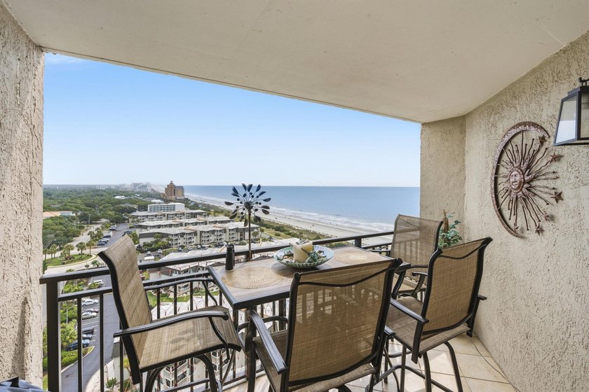 **Must-See Ocean View Condo!** Beautifully decorated 1-bedroom - photo 23