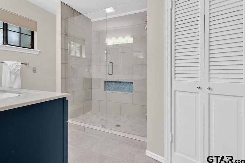 Looking for a well maintained and updated home in Hideaway? You - photo 37