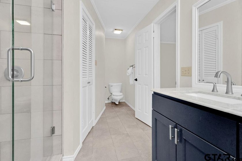 Looking for a well maintained and updated home in Hideaway? You - photo 38