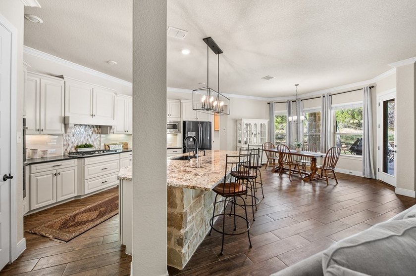 SELLER WILL FINANCE WITH 20% DOWN, 7% INTEREST RATE, BALLOON IN - photo 11