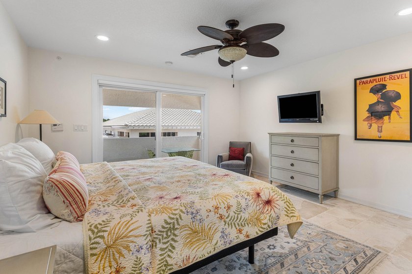 Enjoy exceptional country club living in this beautifully - photo 33
