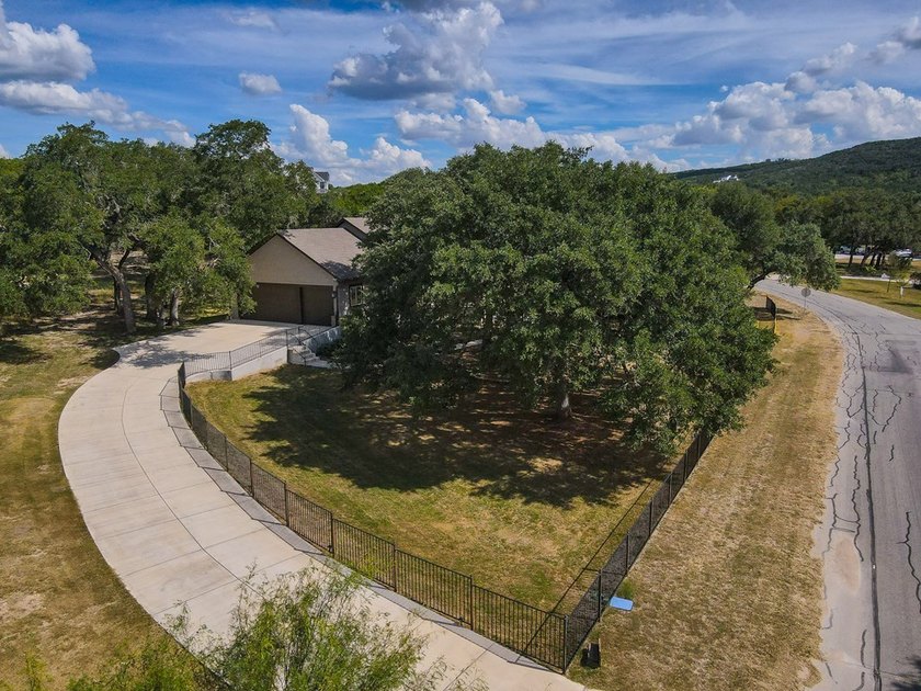 SELLER WILL FINANCE WITH 20% DOWN, 7% INTEREST RATE, BALLOON IN - photo 43