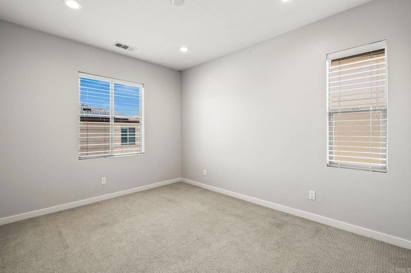 Located in the highly desirable Sur 33 community of Del Sur - photo 30